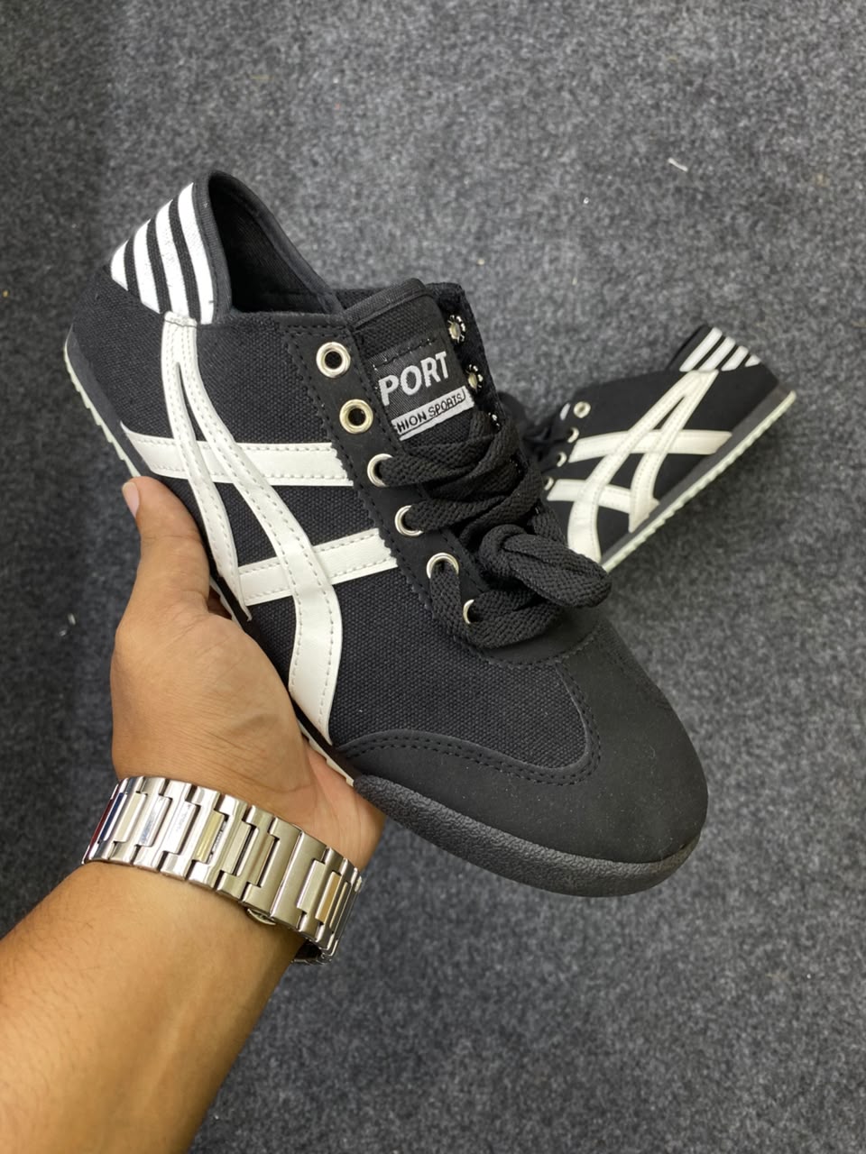 Onitsuka (Black) Tiger Mexico 66