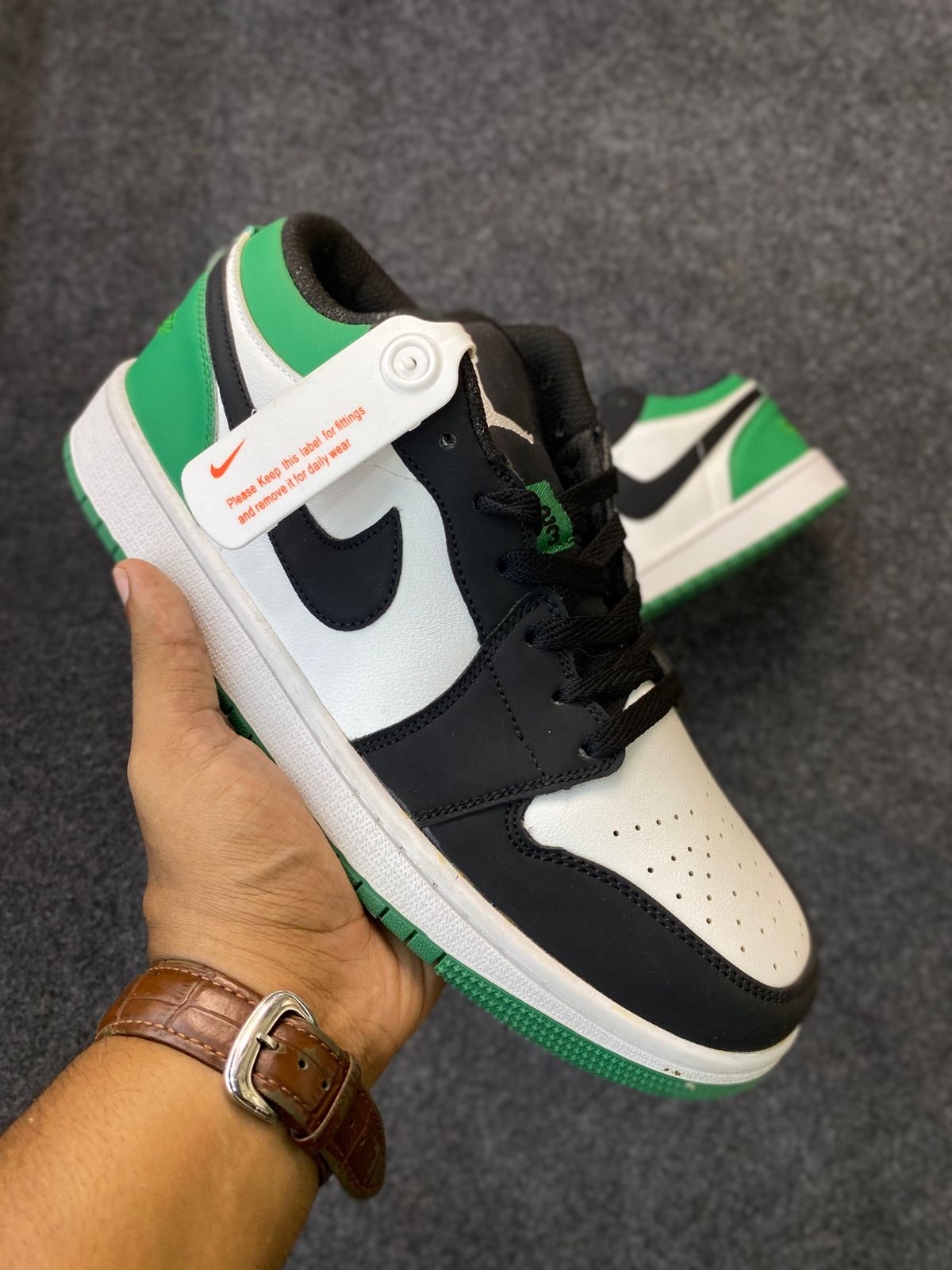 Air Jordan 1 Low "Mystic Green"
