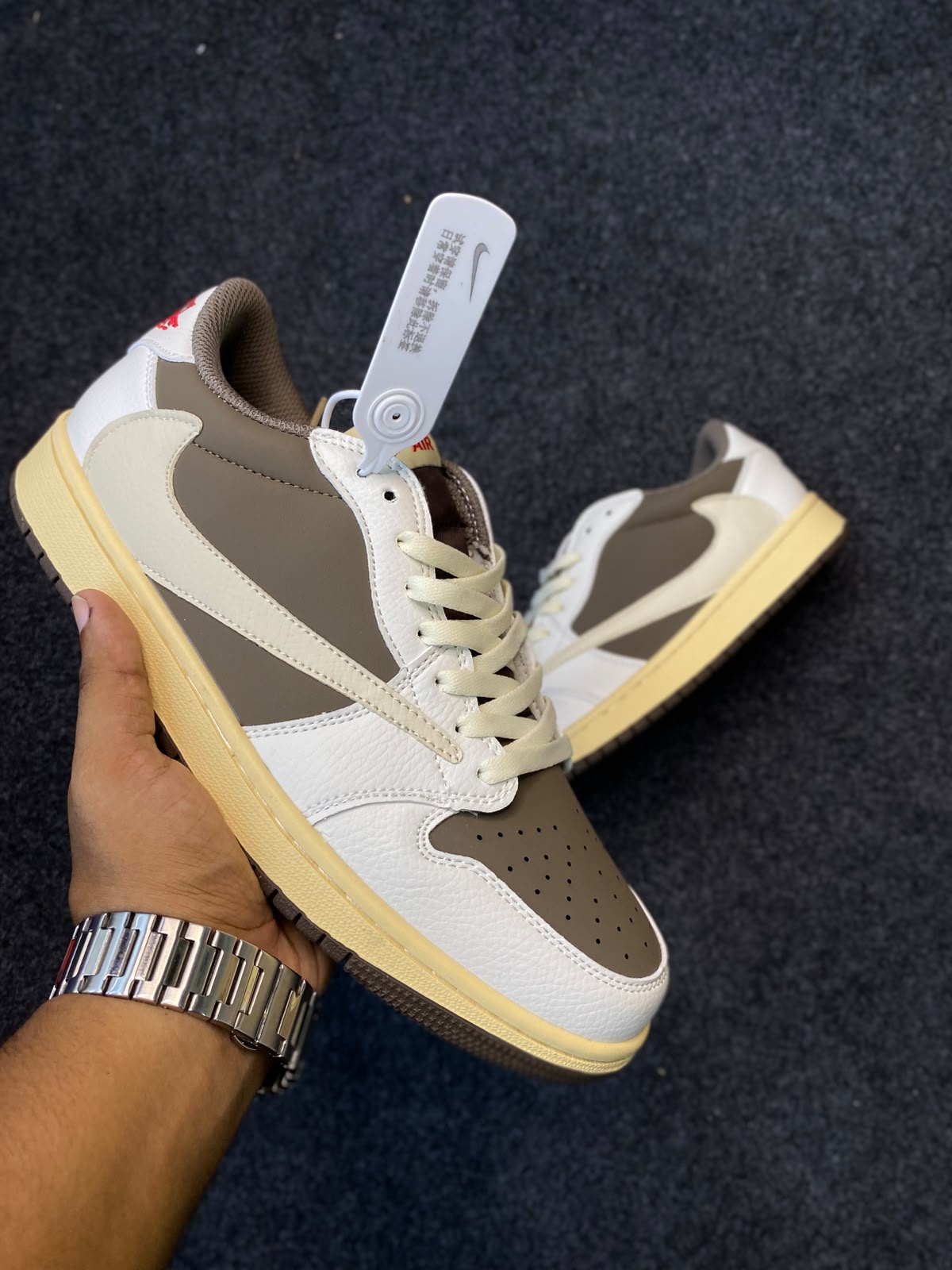 Travis Scott x Air Jordan 1 Low OG "Reverse Mocha